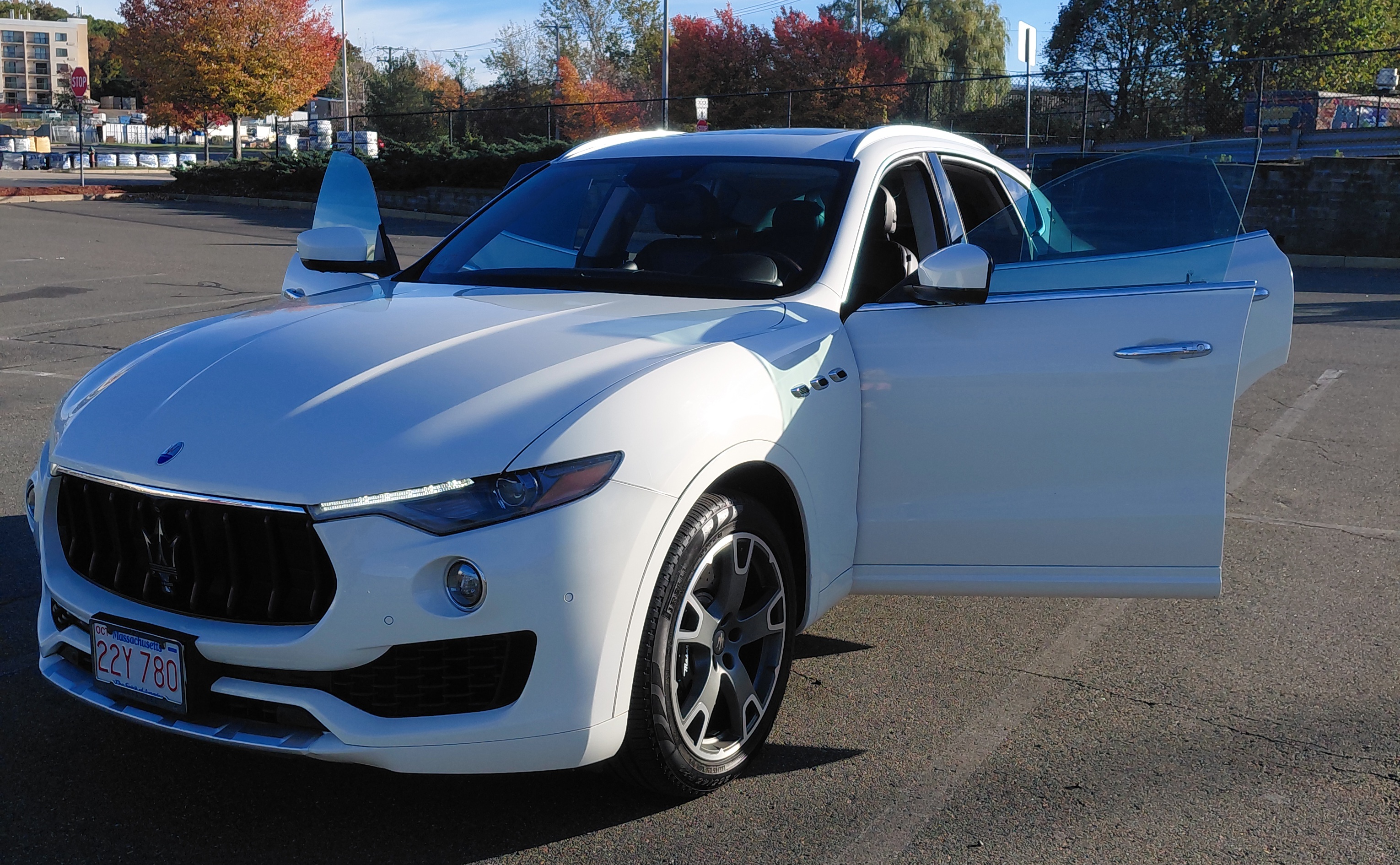 Used 2017 Maserati Levante S AWD/4WD image 1