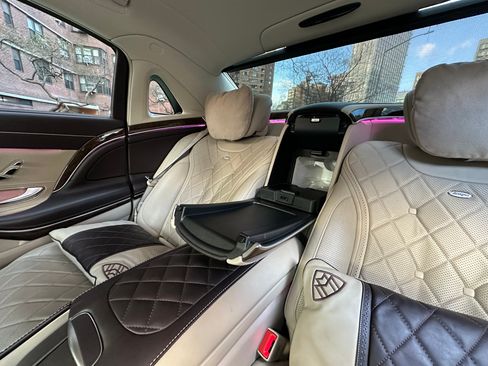 Used 2016 Mercedes-Benz Maybach S 600 image 6