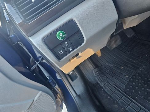 Used 2017 Honda Accord EX image 10