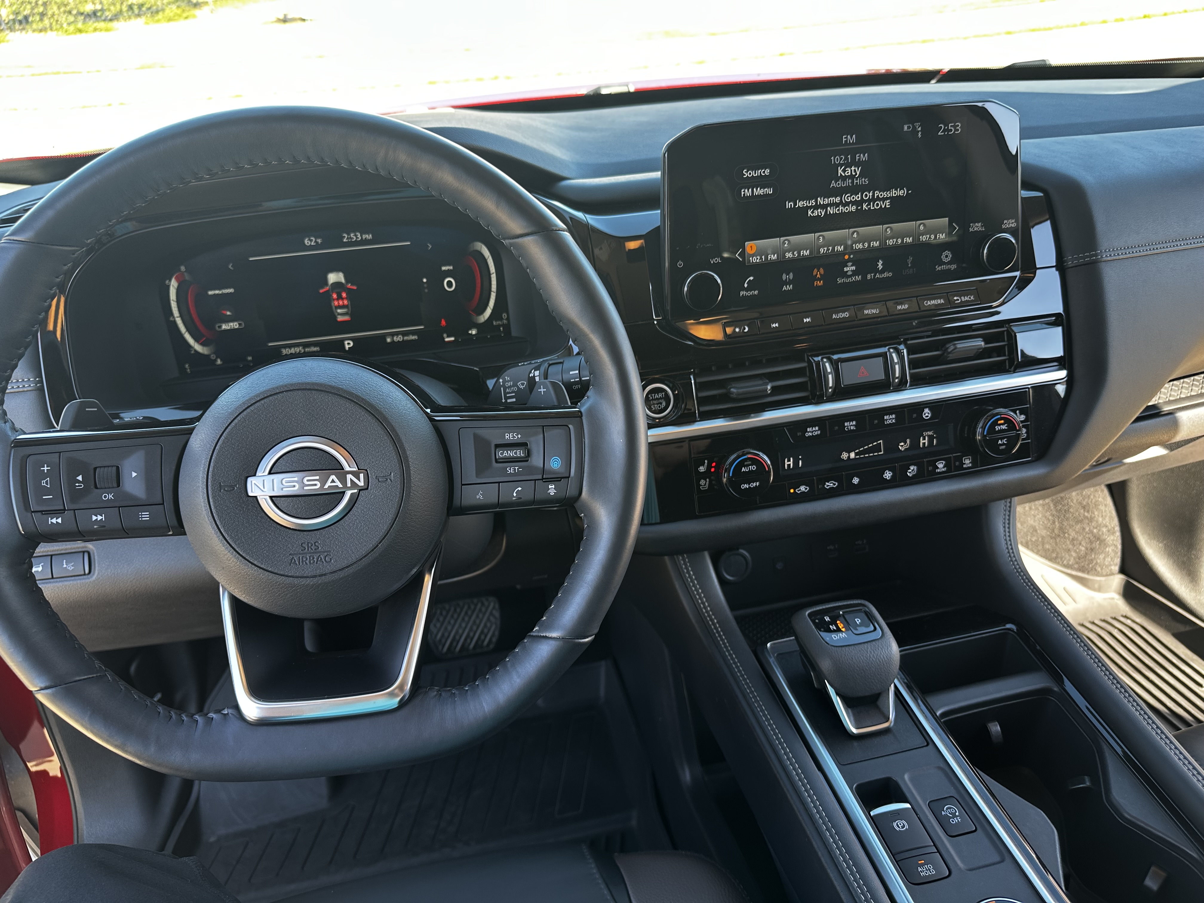 Used 2023 Nissan Pathfinder Platinum AWD/4WD image 10