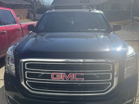 Used 2015 GMC Yukon XL SLT w/ Open Road Package image 2