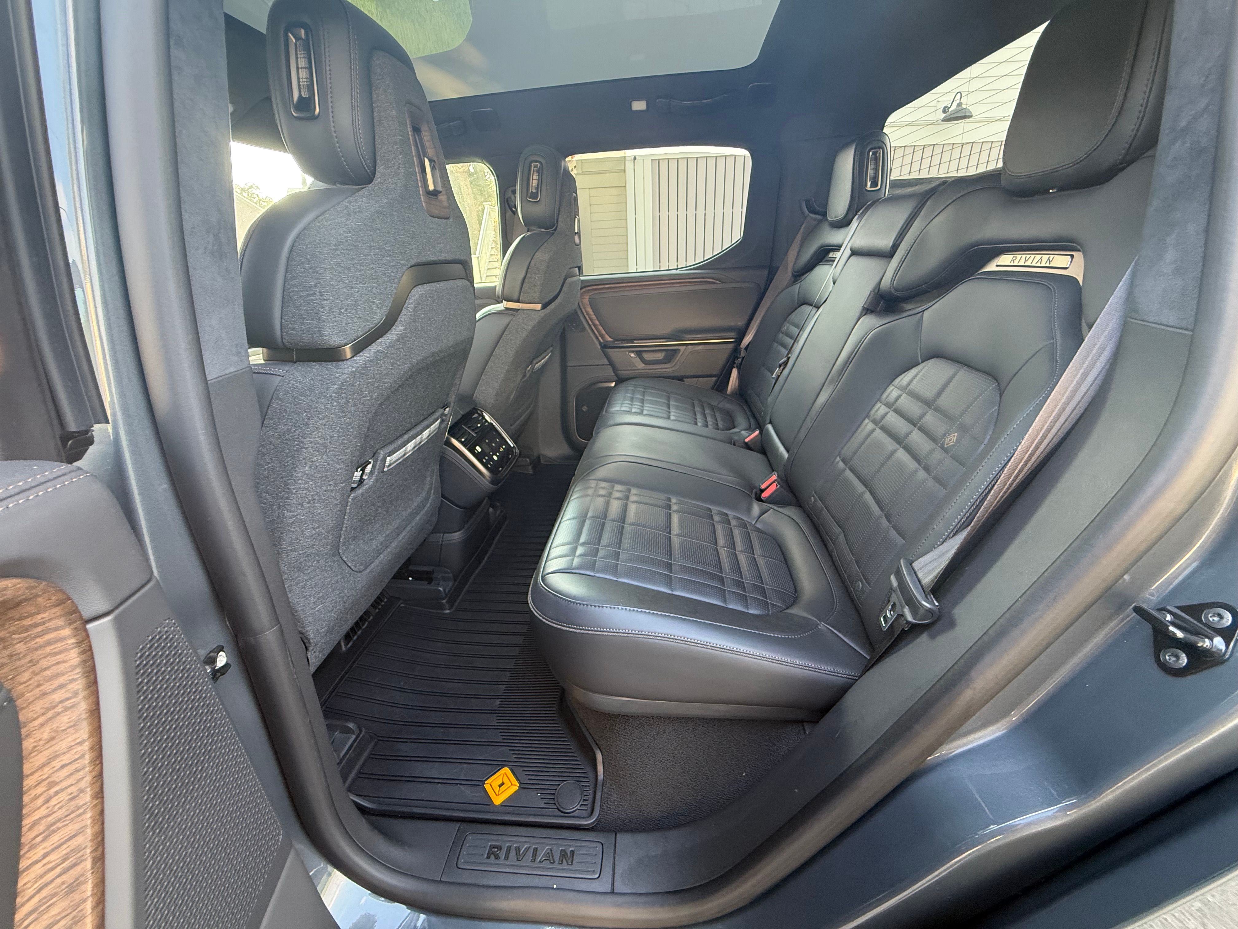 Used 2026 Rivian R1T Premium Tri AWD/4WD image 11