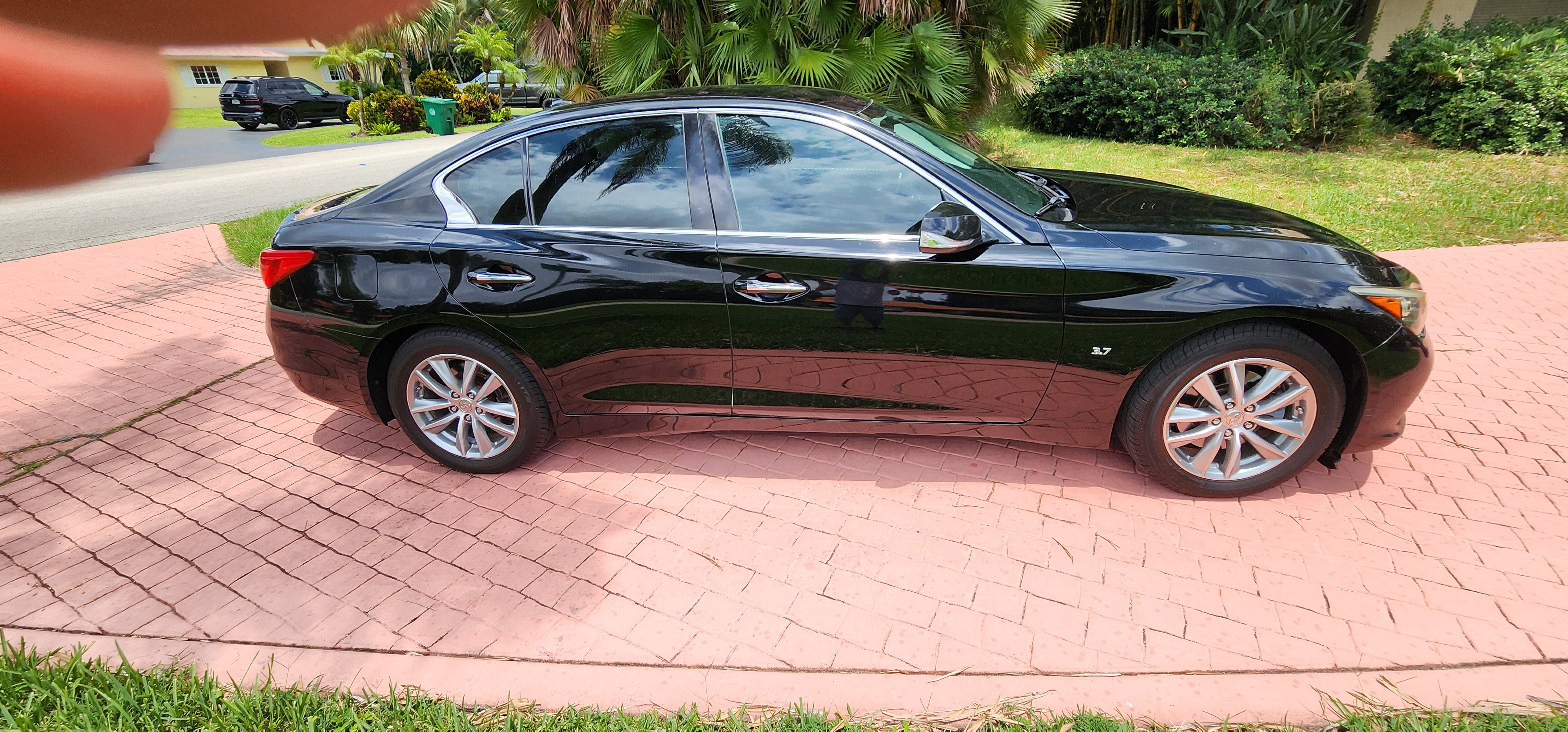 Used 2014 INFINITI Q50 RWD image 5