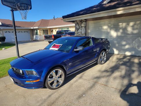 Used 2007 Ford Mustang GT Premium image 6