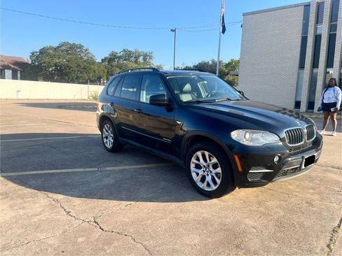 Used 2012 BMW X5 xDrive35i image 1