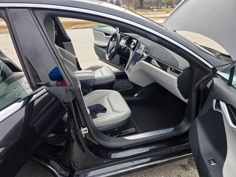 Used 2015 Tesla Model S P85D image 21