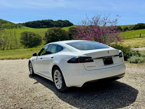 Used 2016 Tesla Model S 75 image 5