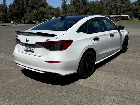 Used 2023 Honda Civic Si image 4