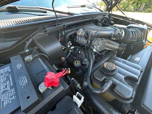 Used 2004 Ford F150 Lightning image 30