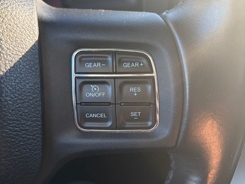 Used 2014 RAM 1500 Lone Star image 10