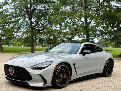 Used 2024 Mercedes-Benz AMG GT 63 image 2