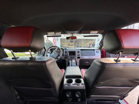 Used 2014 Ford F150 Raptor w/ Equipment Group 801A Luxury image 18