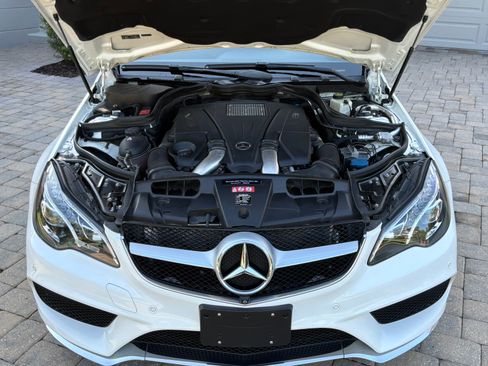 Used 2015 Mercedes-Benz E 550 Cabriolet image 4
