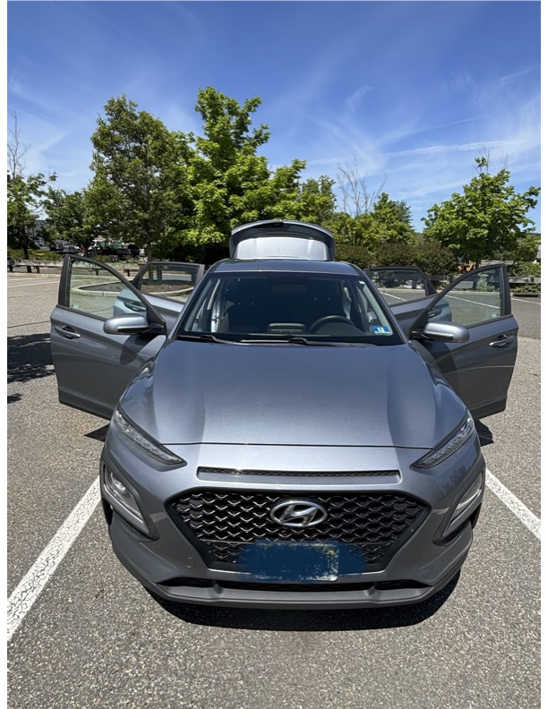 Used 2018 Hyundai Kona SE AWD/4WD image 1
