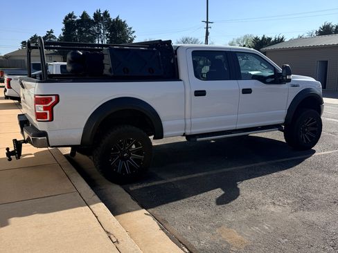 Used 2019 Ford F150 XLT w/ Trailer Tow Package image 4