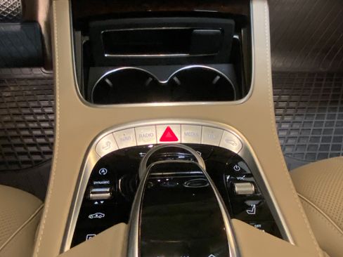 Used 2020 Mercedes-Benz S 560 4MATIC Sedan image 17