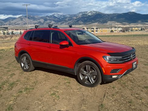 Used 2018 Volkswagen Tiguan SEL Premium image 6