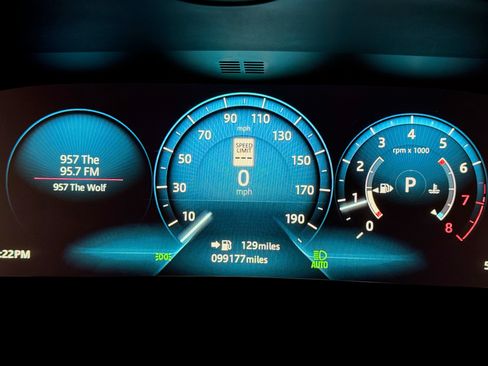 Used 2017 Jaguar F-PACE S image 15