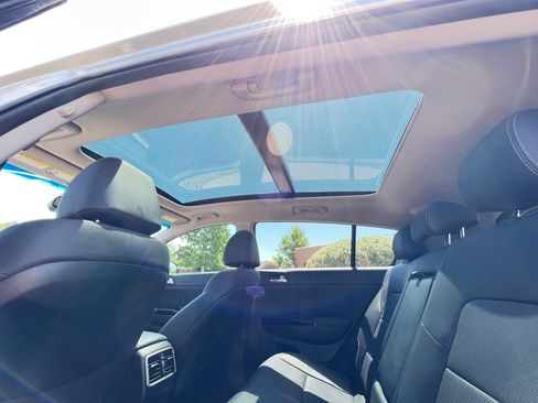 Used 2019 Kia Sportage SX FWD image 17