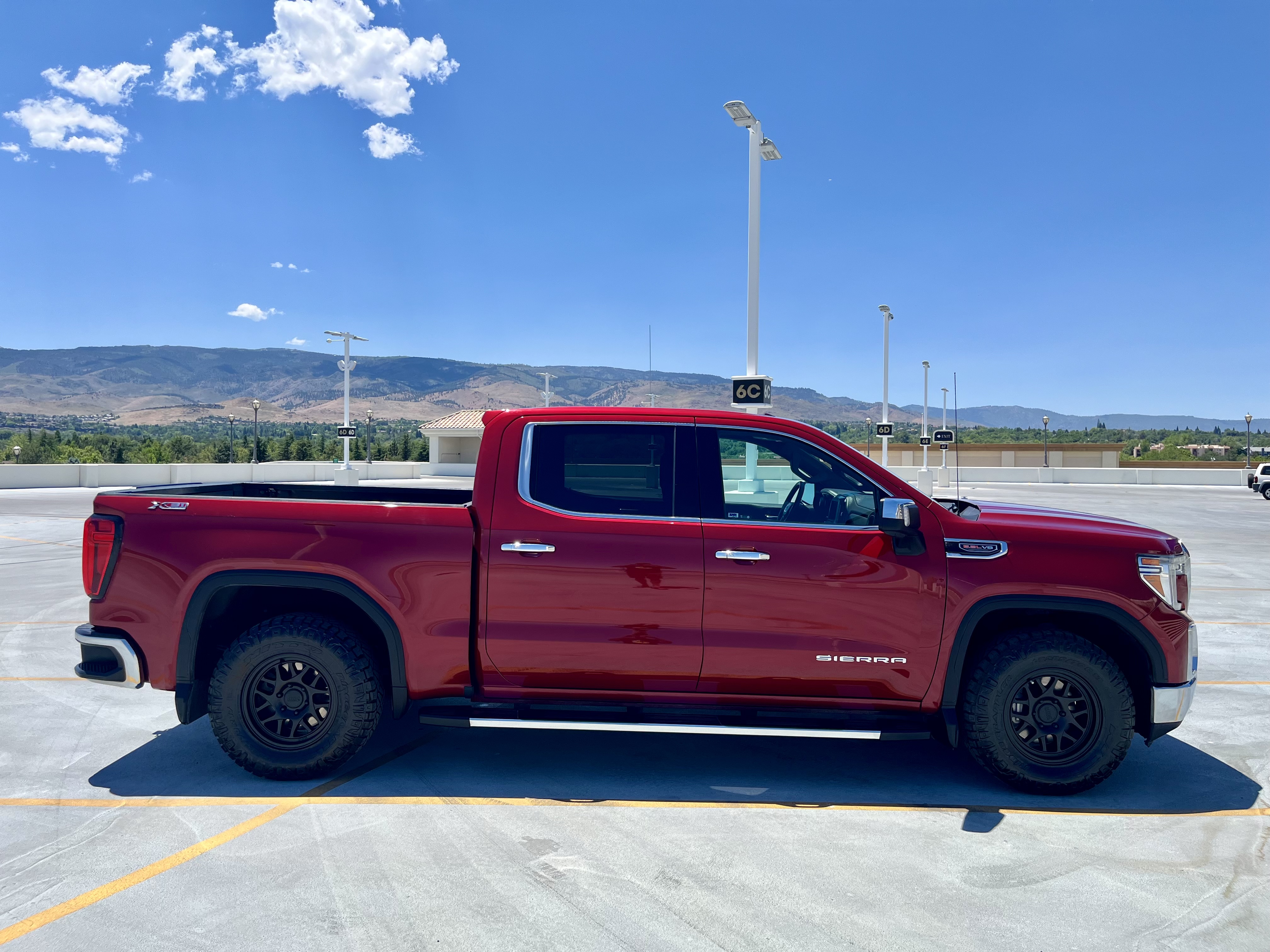 Used 2020 GMC Sierra 1500 SLT w/ SLT Premium Plus Package AWD/4WD image 1