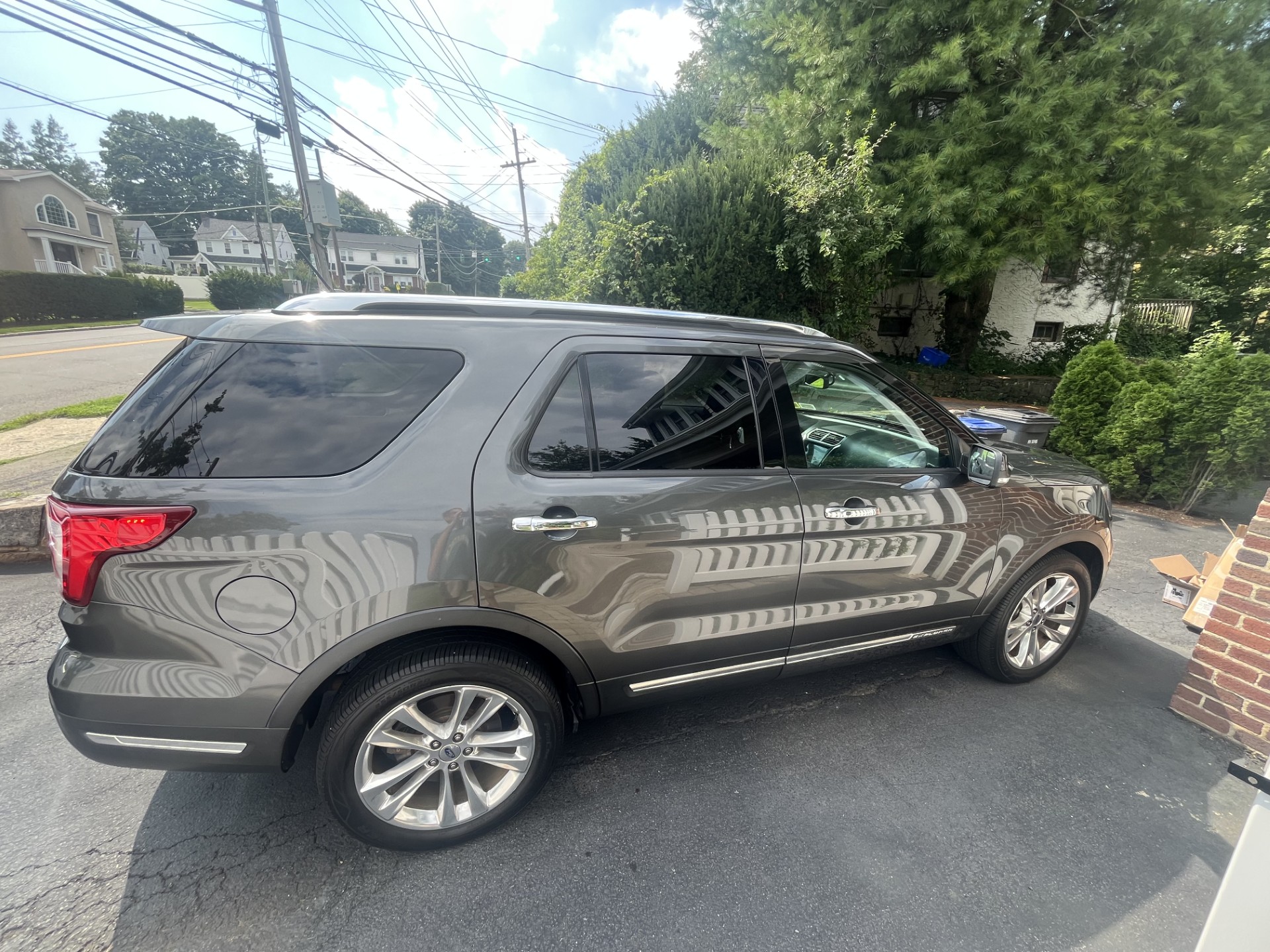 Used 2018 Ford Explorer Limited AWD/4WD image 1