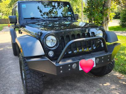 Used 2016 Jeep Wrangler Unlimited Rubicon w/ Connectivity Group
