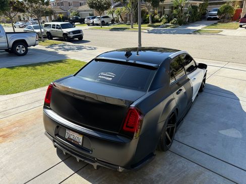 Used 2016 Chrysler 300 S w/ 300S Premium Group RWD image 5