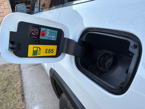 Used 2014 Jeep Grand Cherokee Limited w/ Luxury Group II image 14