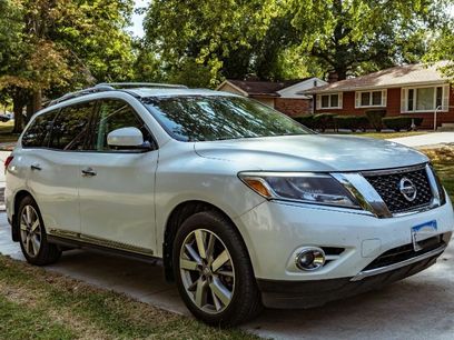 Used 2014 Nissan Pathfinder Platinum w/ Platinum Premium Package