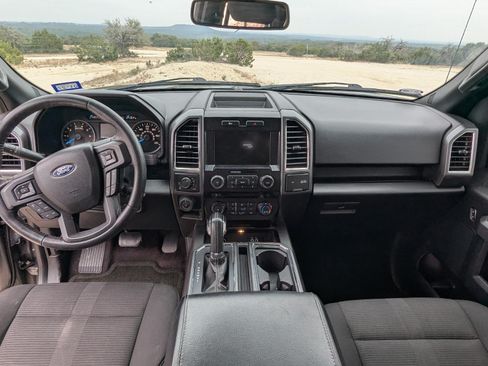 Used 2016 Ford F150 XLT w/ Equipment Group 302A Luxury image 14