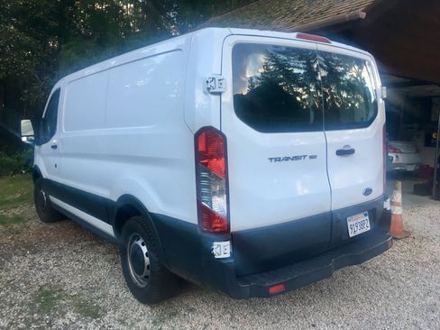 Used 2017 Ford Transit 150 130 Low Roof RWD image 1