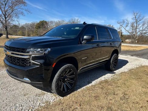 Used 2023 Chevrolet Tahoe LS image 12