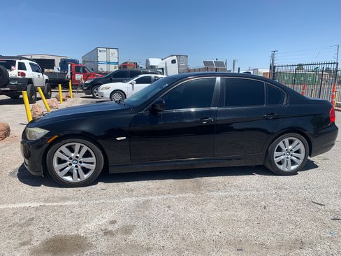Used 2011 BMW 335i Sedan image 4