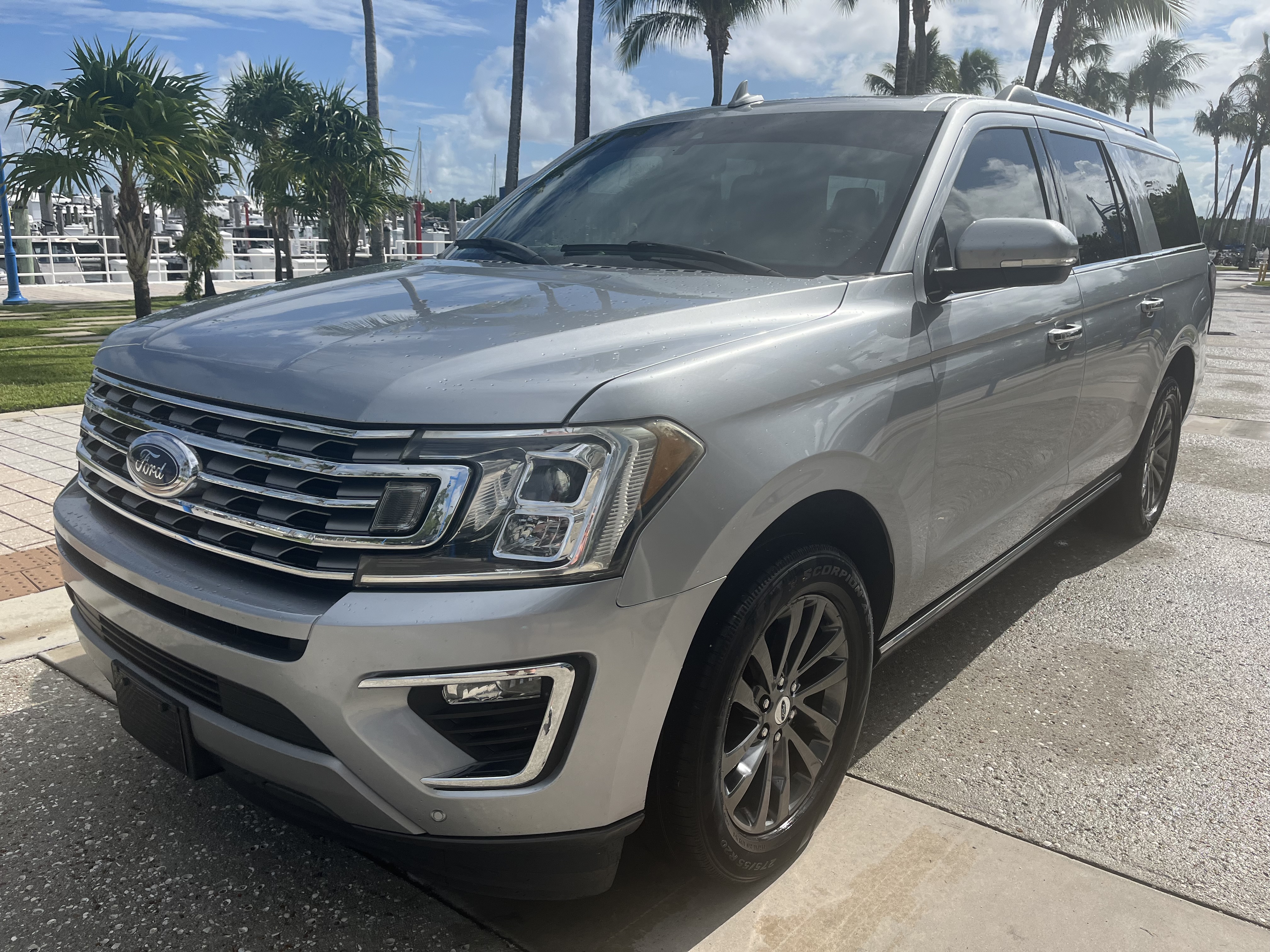 Used 2020 Ford Expedition Max Limited RWD image 10