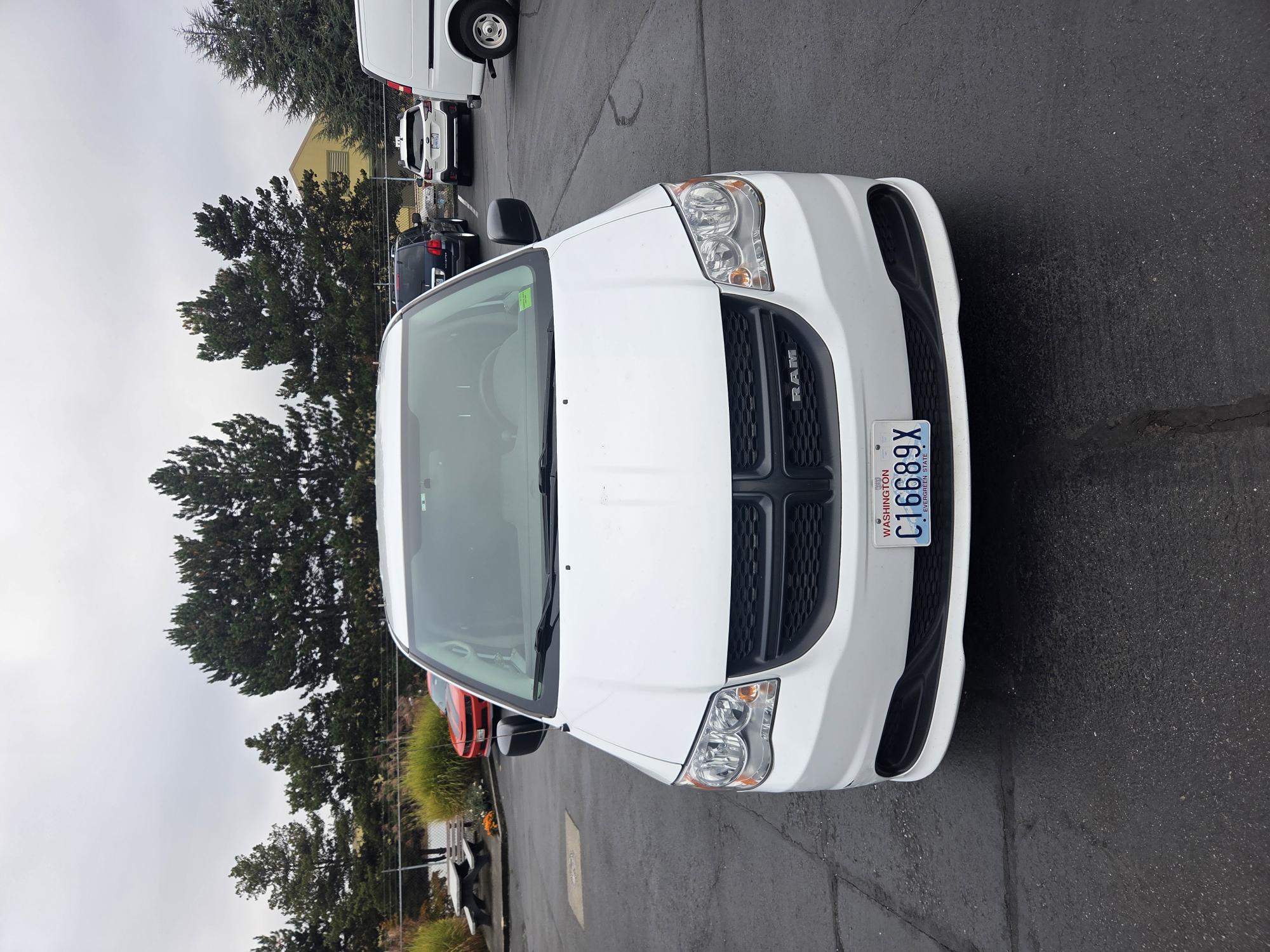 Used 2015 RAM C/V Tradesman FWD image 2