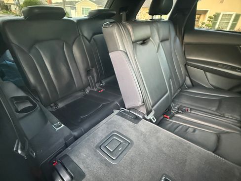 Used 2017 Audi Q7 3.0T Premium Plus image 13