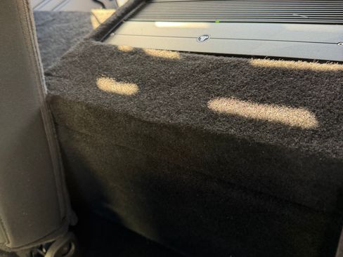 Used 2018 Jeep Wrangler Unlimited Rubicon image 4