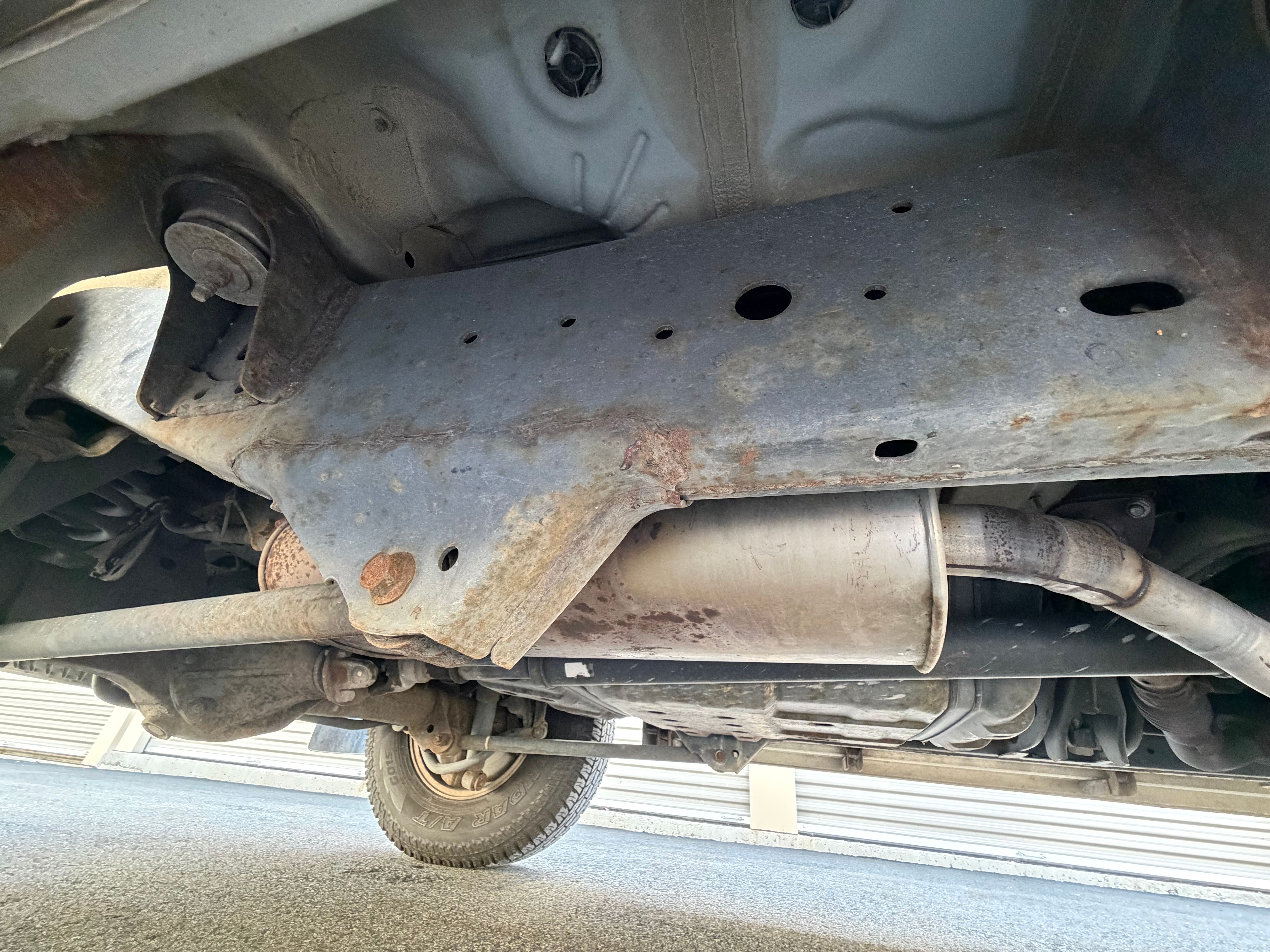 Used 2002 Toyota Land Cruiser AWD/4WD image 13