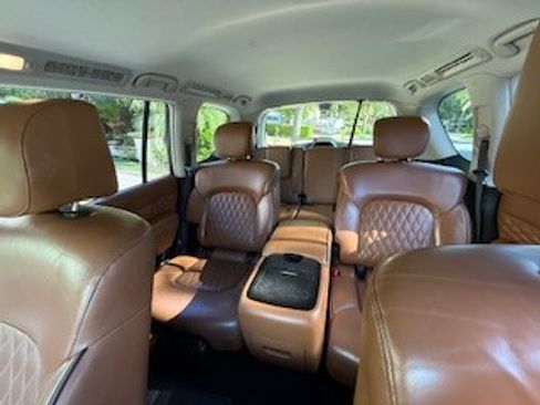 Used 2019 INFINITI QX80 Luxe w/ Proactive Package image 12