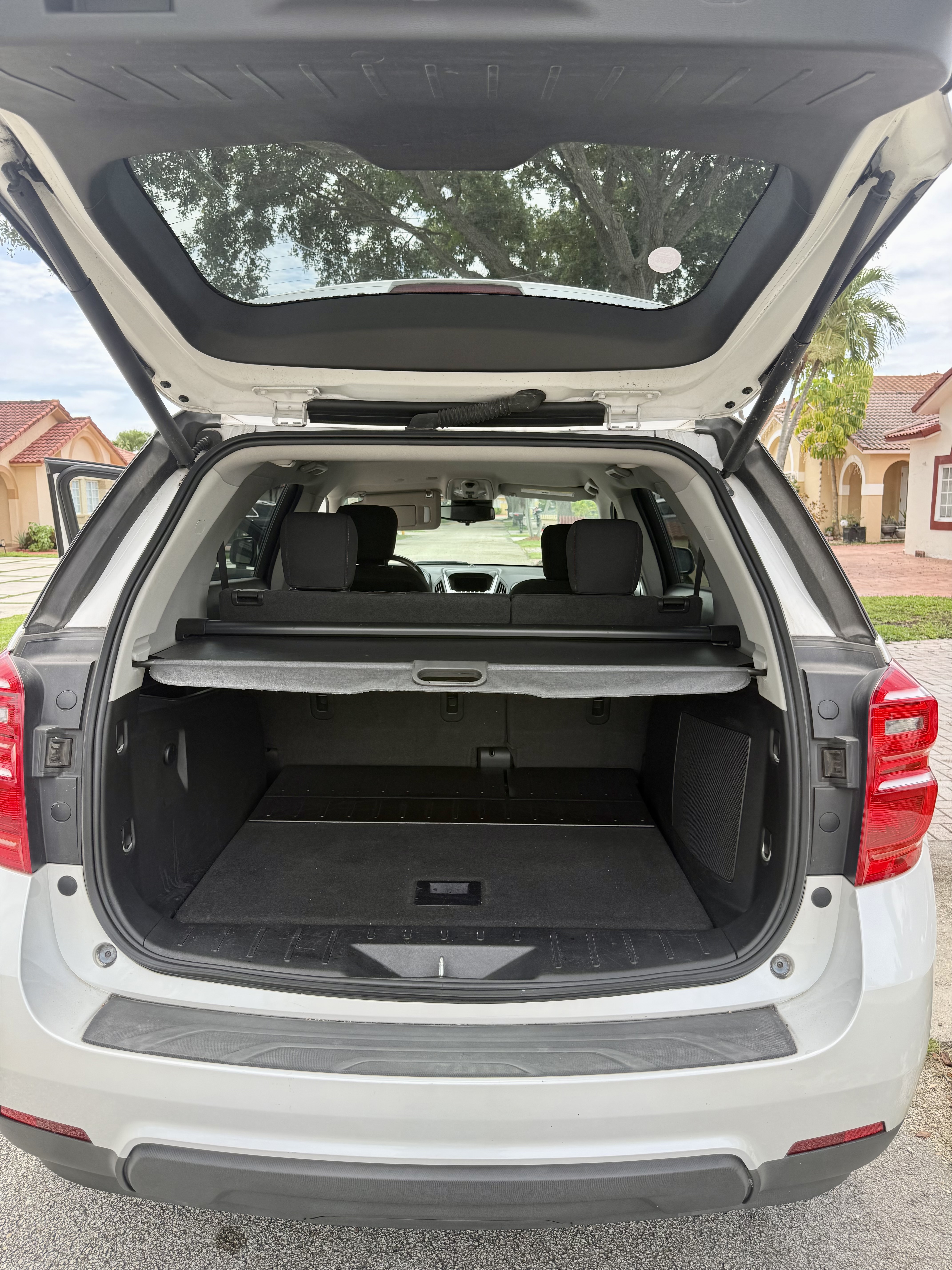 Used 2017 Chevrolet Equinox LT w/ Convenience Package FWD image 14