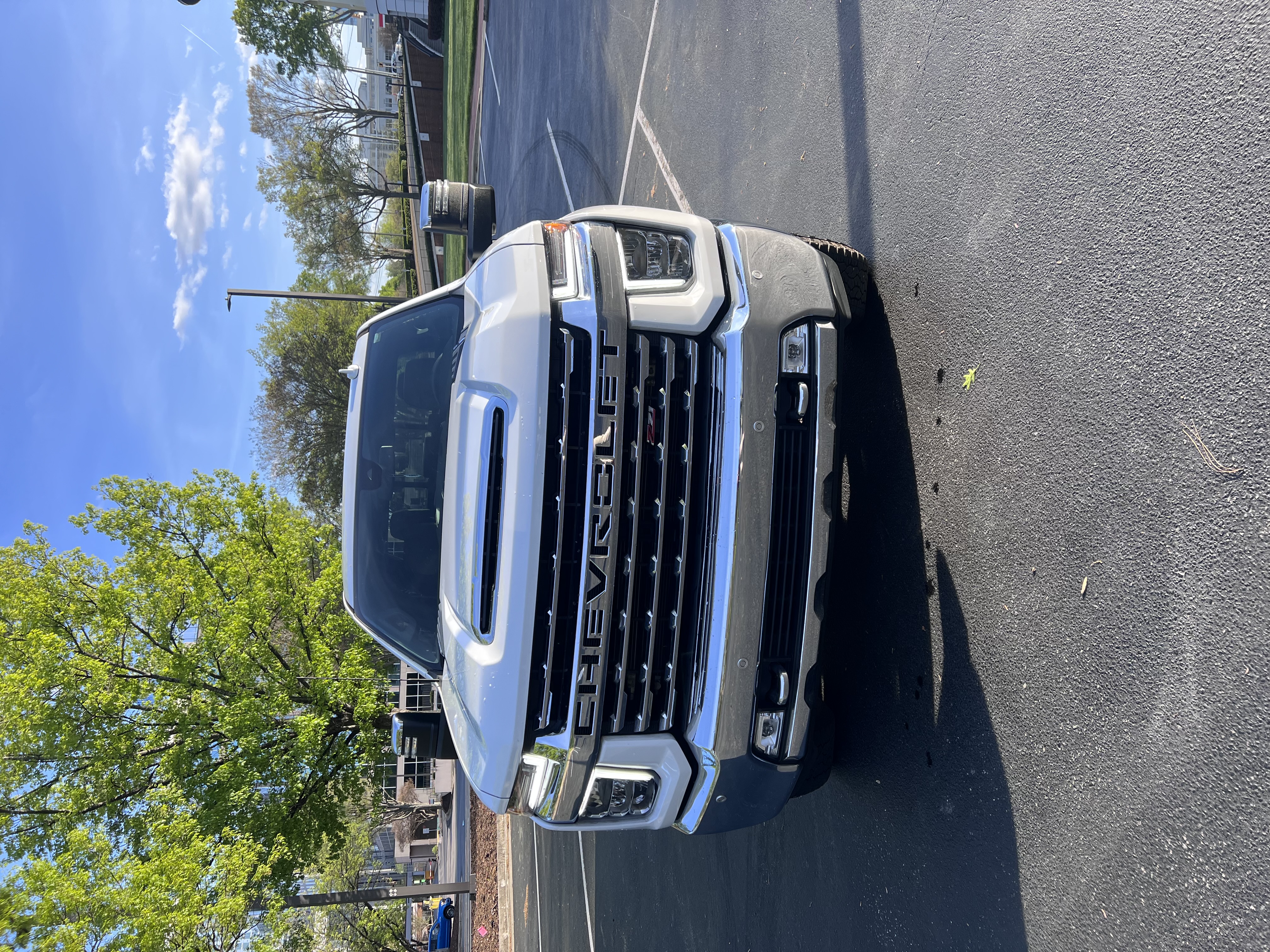 Used 2022 Chevrolet Silverado 2500 LTZ w/ LTZ Plus Package AWD/4WD image 2