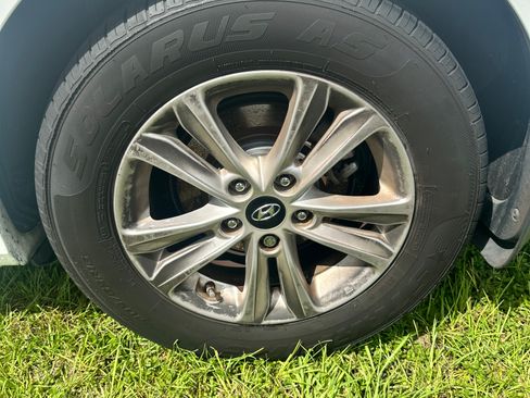 Used 2013 Hyundai Sonata GLS w/ Popular Equipment Pkg FWD image 8