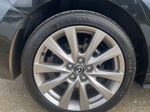 Used 2020 MAZDA MAZDA3 Sedan w/ Select Package image 4