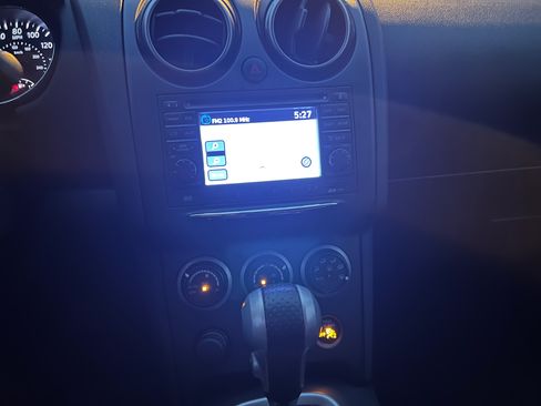 Used 2013 Nissan Rogue SV w/ Premium Pkg image 15