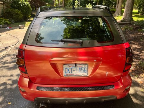 Used 2005 Pontiac Vibe w/ Power Group Value Package FWD image 6