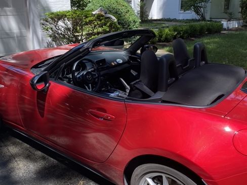 Used 2016 MAZDA MX-5 Miata Sport RWD image 14