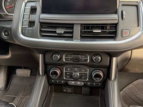 Used 2021 Chevrolet Tahoe Premier w/ Premium Package image 8