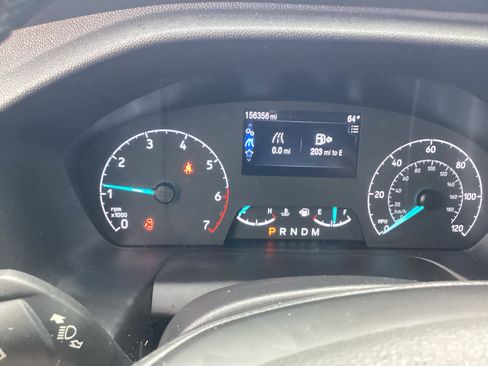 Used 2023 Ford Transit 350 XLT image 11