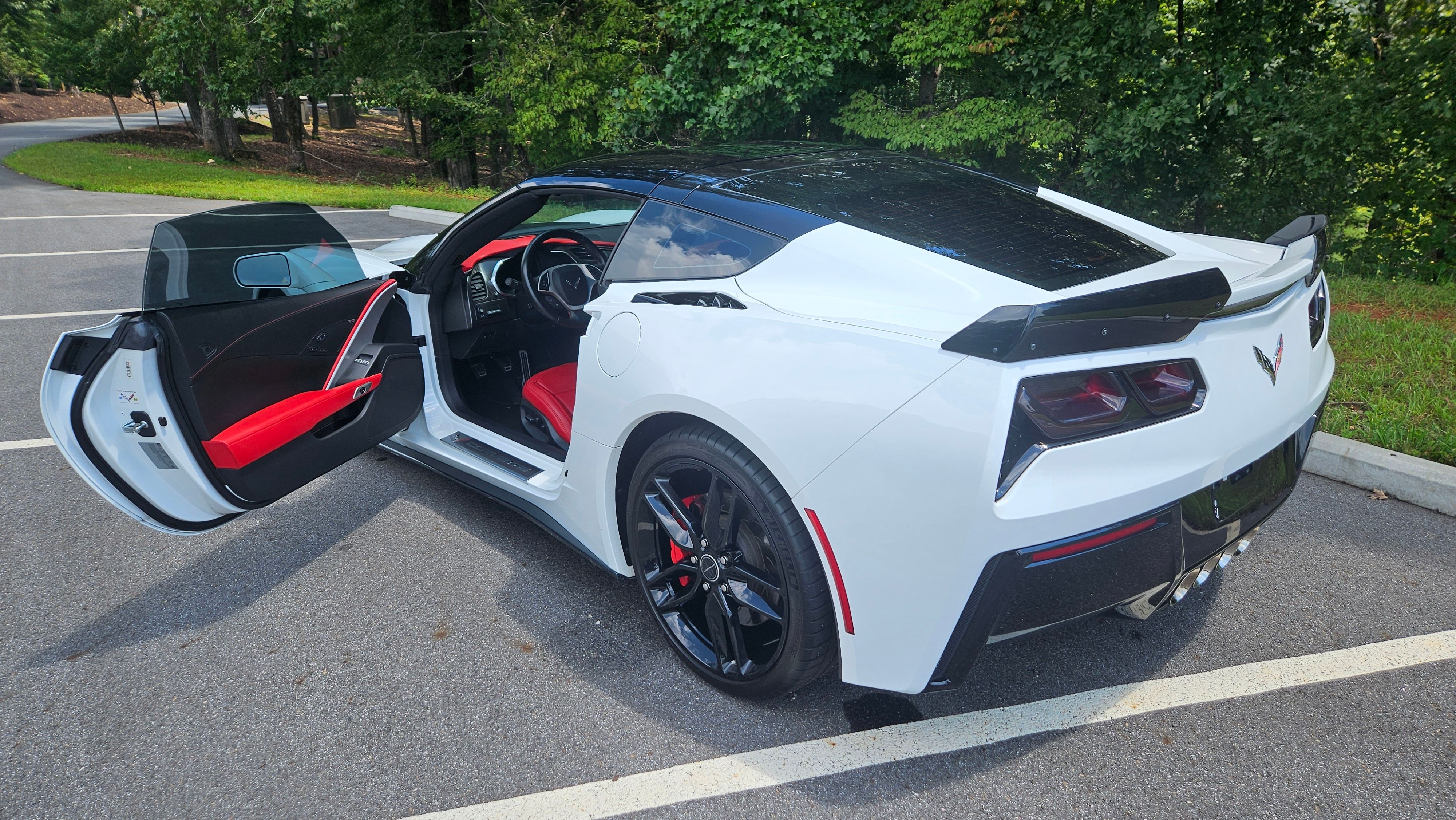 Used 2014 Chevrolet Corvette Stingray Coupe w/ 3LT Preferred Equipment Group RWD image 19