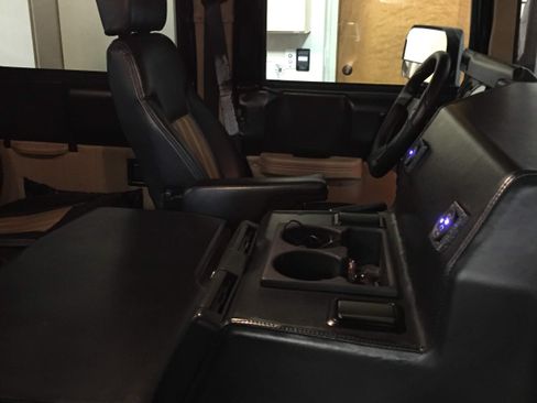 Used 1996 HUMMER H1 4-Door Hard Top image 17